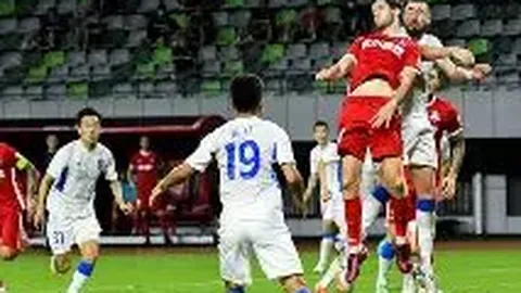 “勒沃库森球队超市即将揭幕！球星云集，暑假特卖盛宴！”